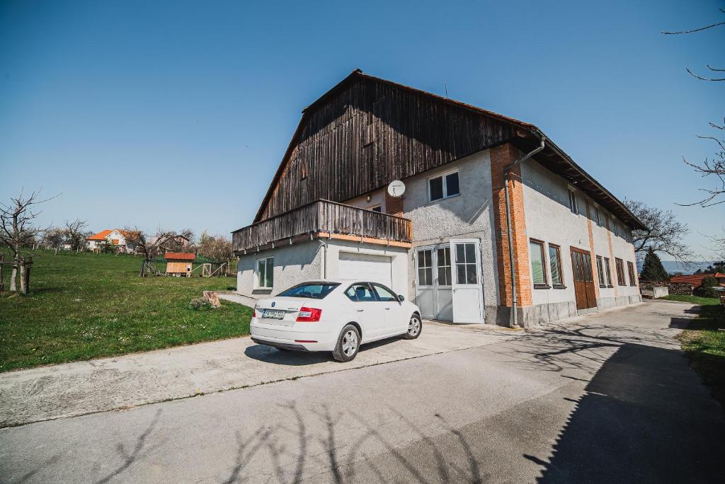 Budova, kde se apartmán nachází