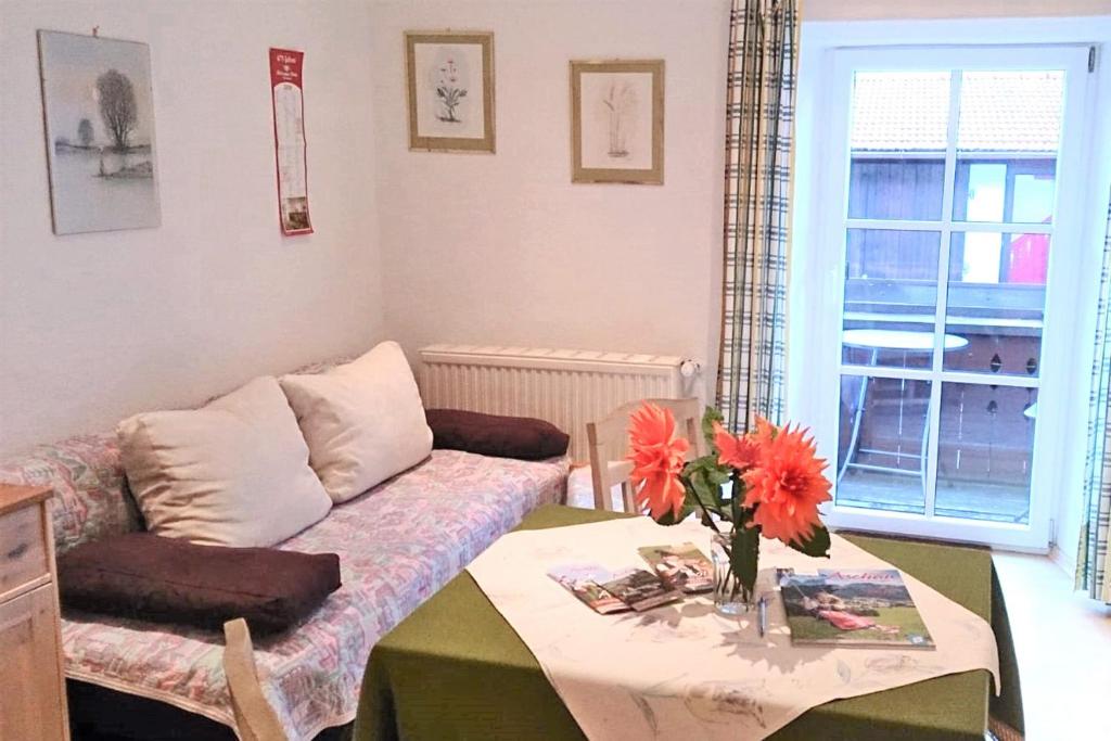 Posezení v ubytování Gästehaus Koyerbauer Boardinghouse
