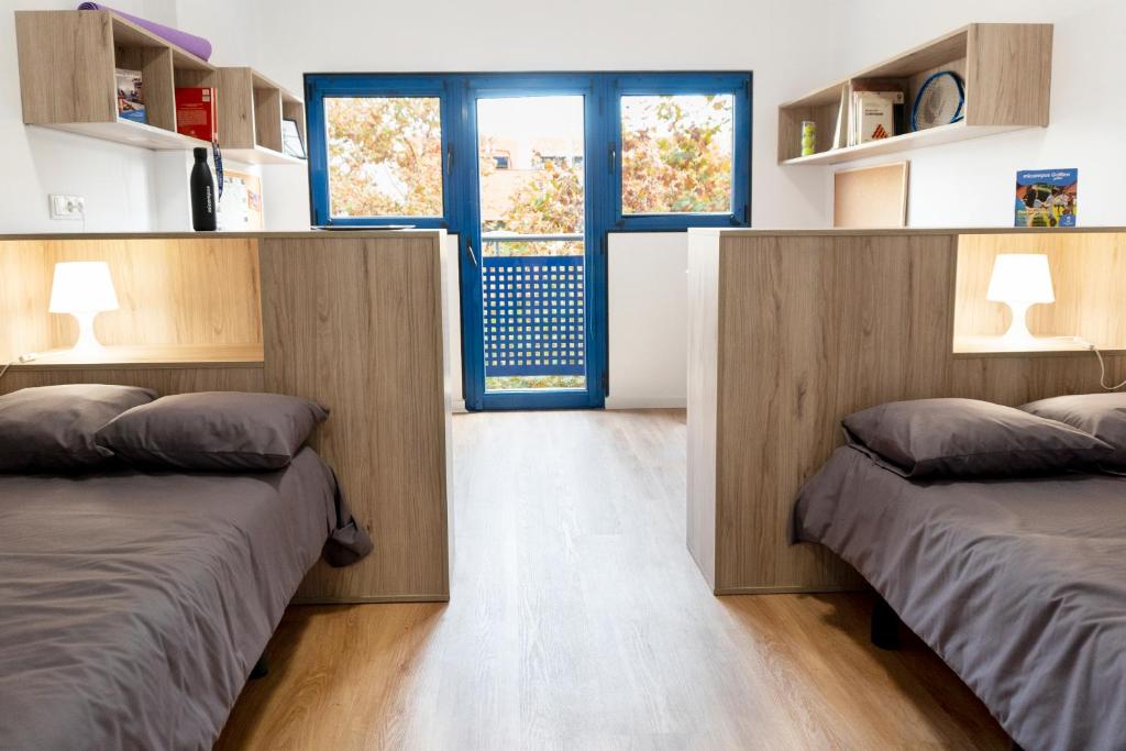 Albergue Juvenil Colegio Mayor Galileo Galilei, Valencia ...