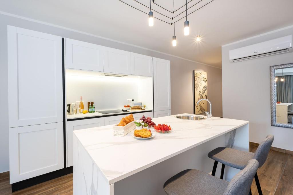 Doris Suites Sliema - Apartment With Balcony