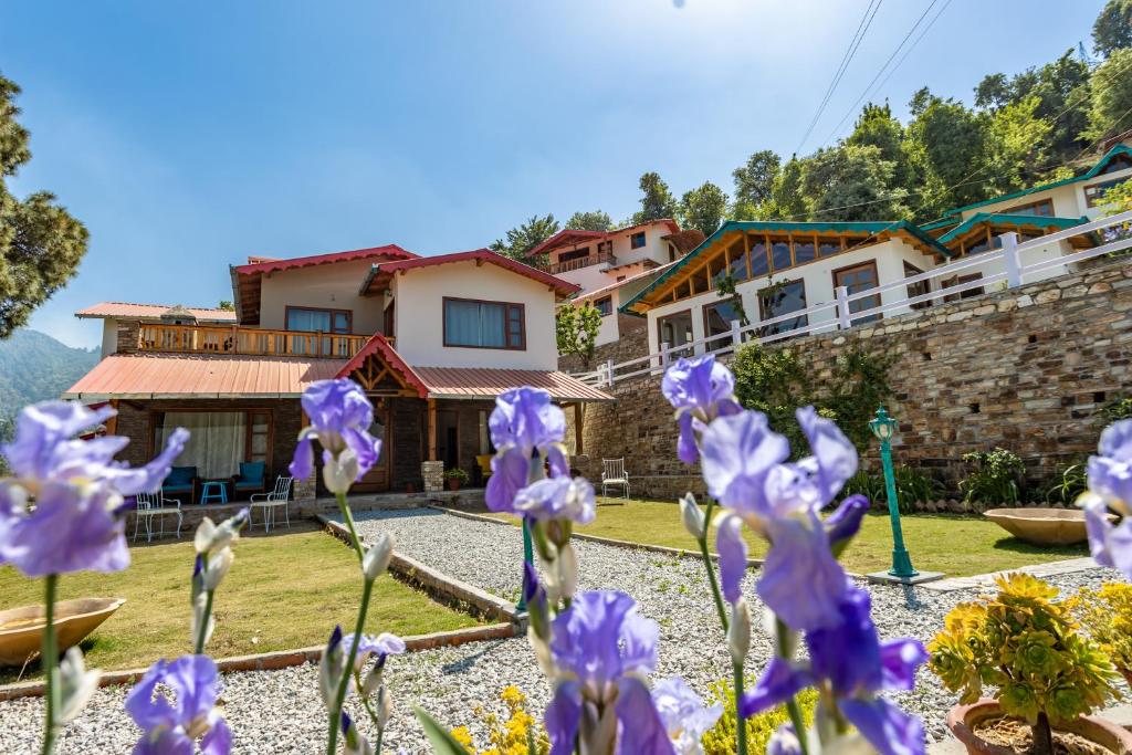 Photo from Seclude Ramgarh Willows in Rāmgarh, Uttarakhand, India
