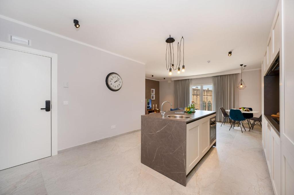 Doris Suites Sliema - 2