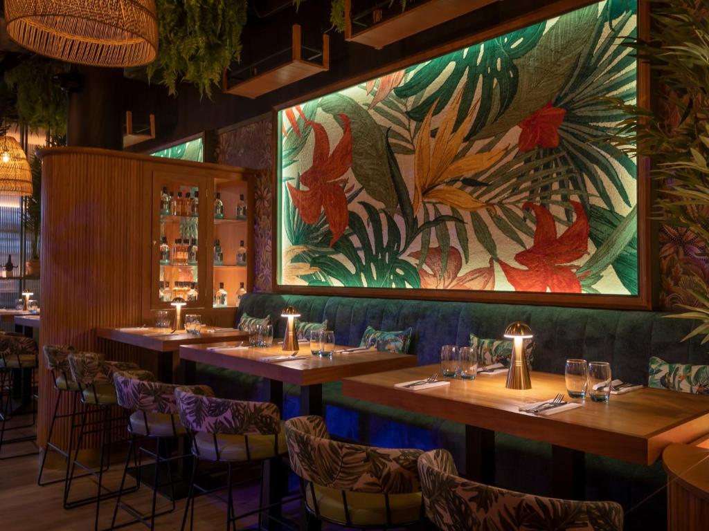 HYDE Hotel - Resim 43