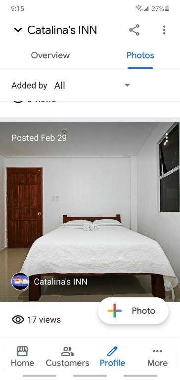Postel nebo postele na pokoji v ubytování Catalinas inn