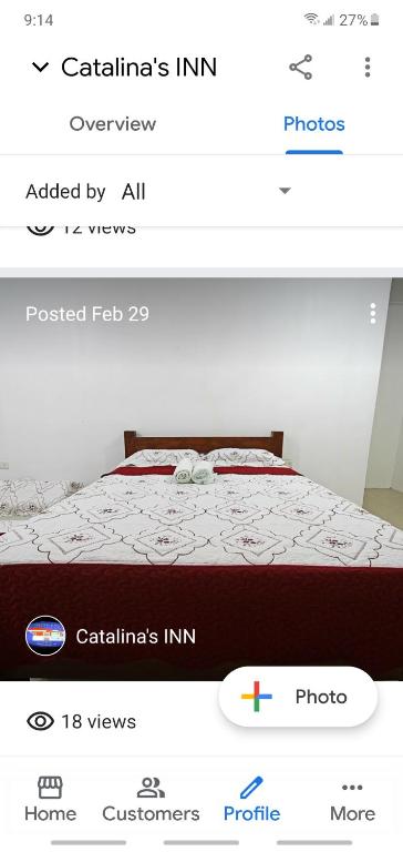 Postel nebo postele na pokoji v ubytování Catalinas inn