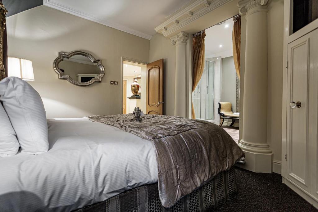 The Castle Hotel, Conwy, North Wales - The Coaching Inn Group - Suite De Luxe