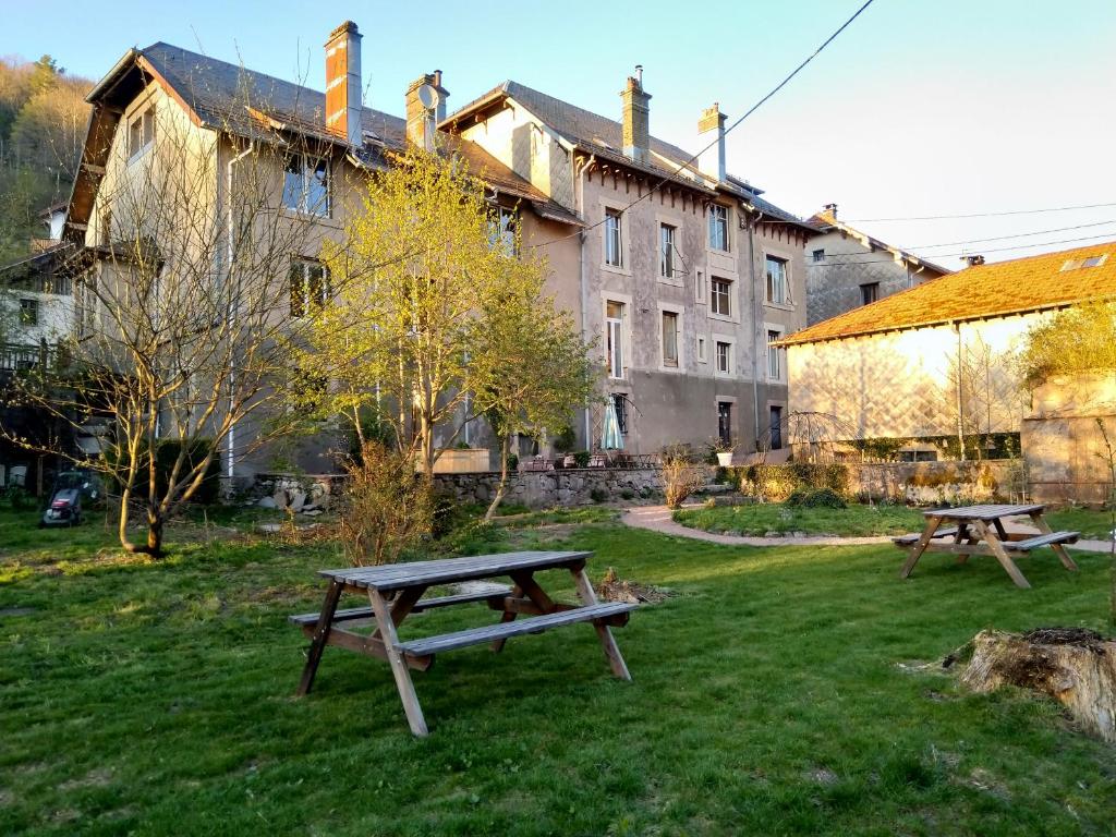 Gallery image of La Porte Rose in Rochesson