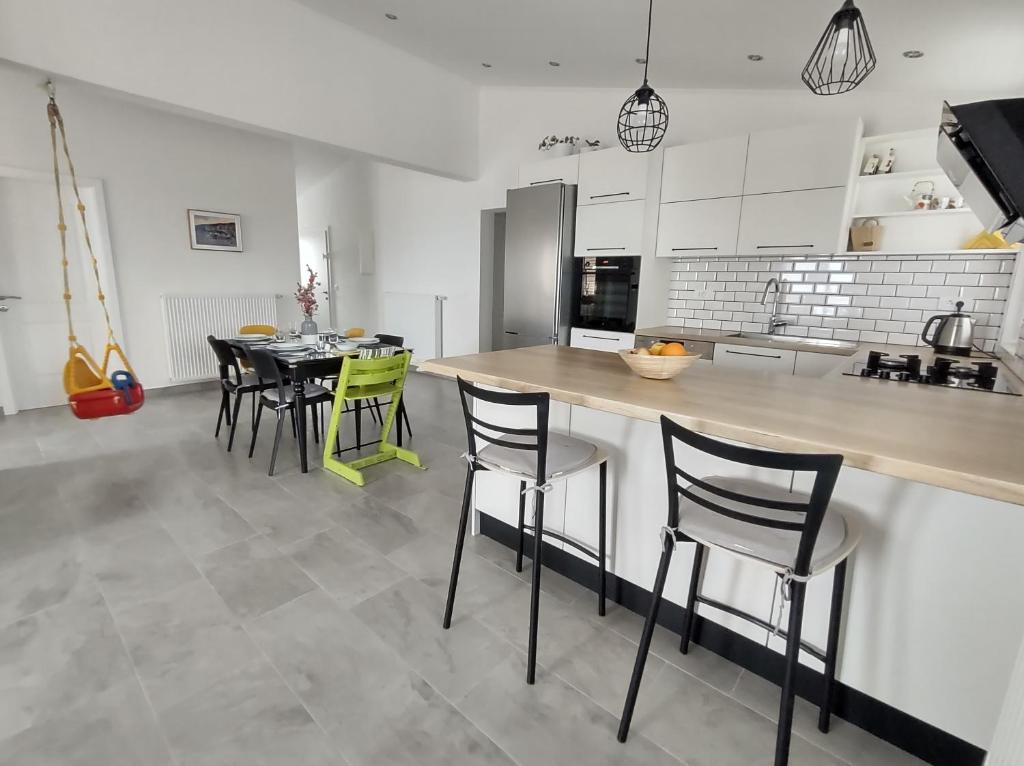 Kuchyňa alebo kuchynka v ubytovaní Family Apartment Marton