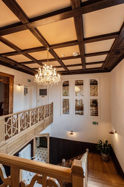 Posedenie v ubytovaní Hotel i Restauracja na Skarpie