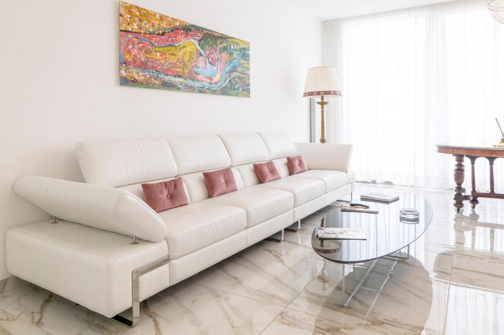 Royal Boutique Napoli - Resim 13