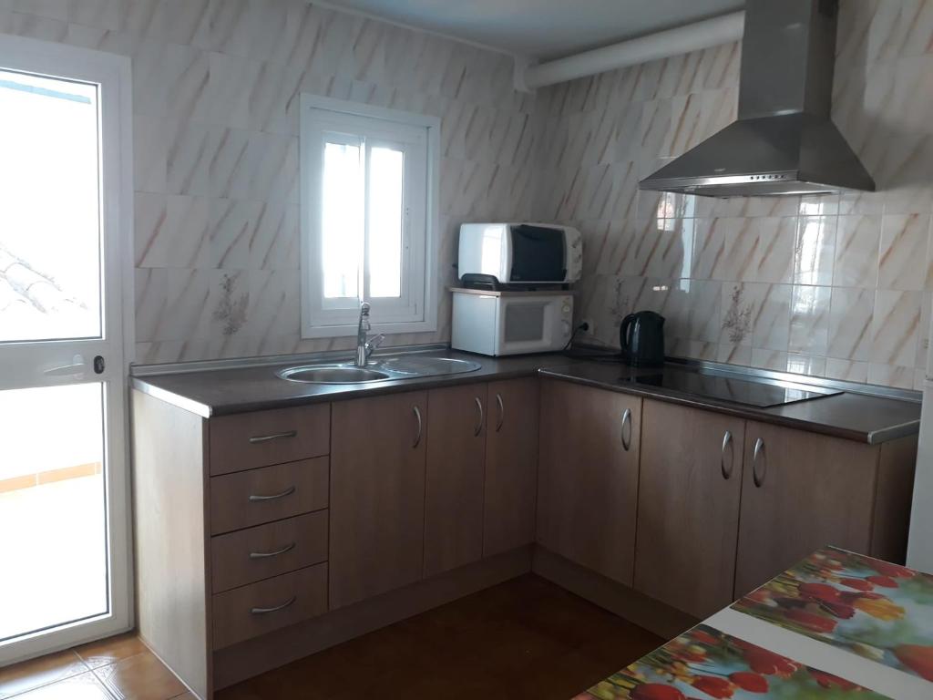 Kuchyňa alebo kuchynka v ubytovaní Piso De La Ermita