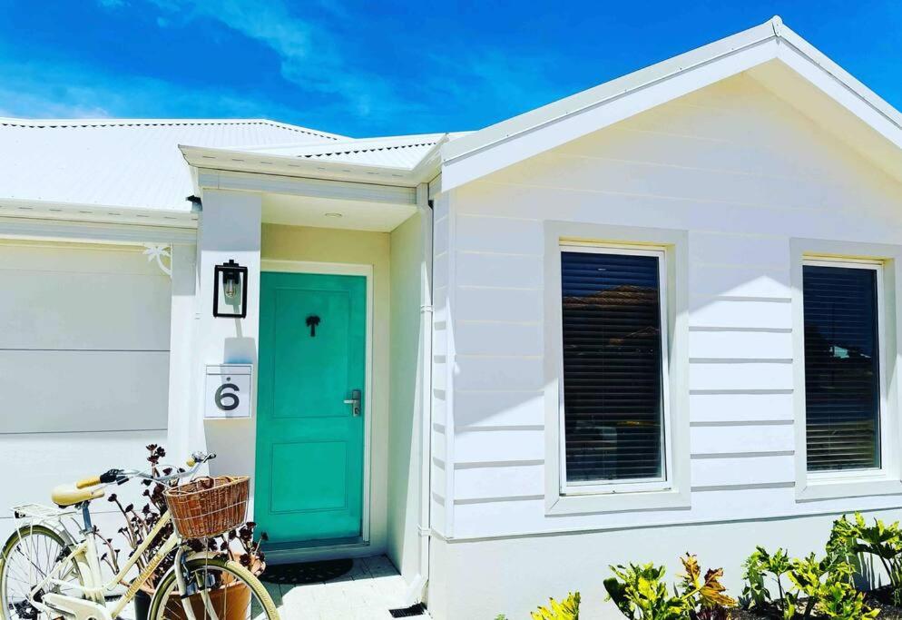 Dom wakacyjny Avocet Beach House (Australia Wannanup)