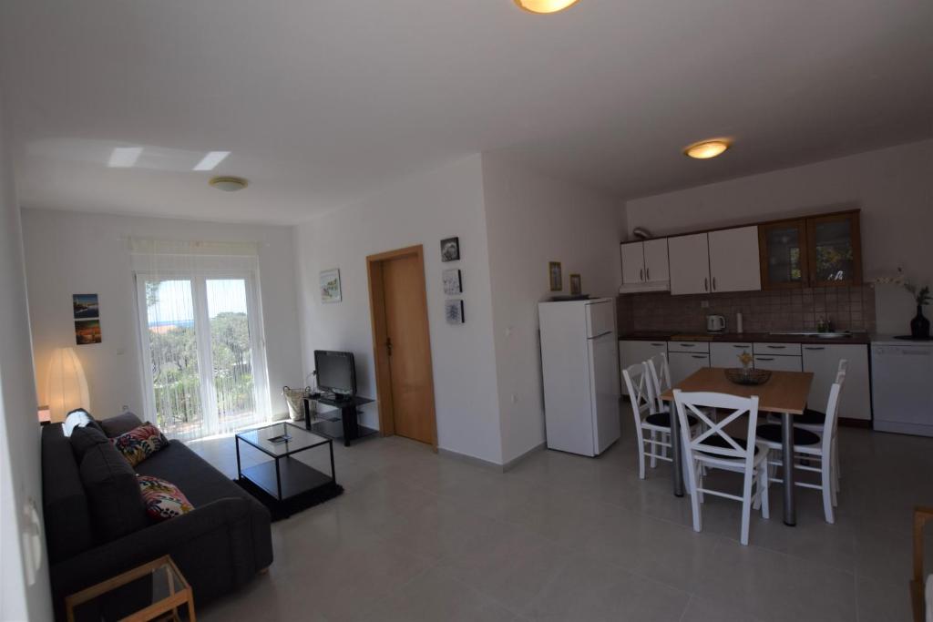 Kuchnia lub aneks kuchenny w obiekcie Holiday Home Movica