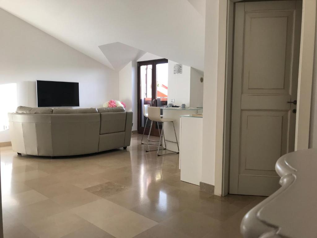 A television and/or entertainment centre at Maria Ancona suite