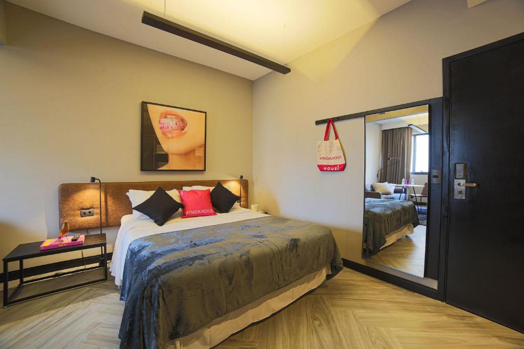 Housi Bela Cintra - Superior - Studio Apartment