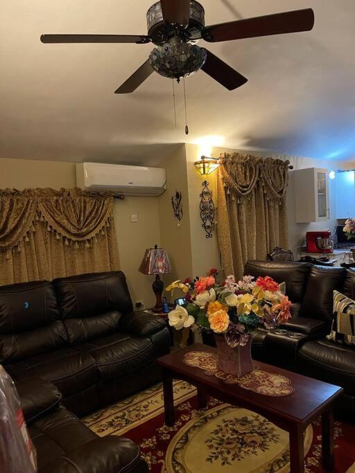 Cheerful 2bedroom 1bath, WIFI, Air Conditioning - Maison De Deux Chambres