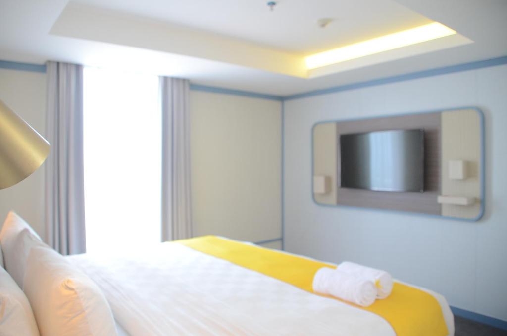 Louis Kienne Hotel Pemuda - Deluxe King Room