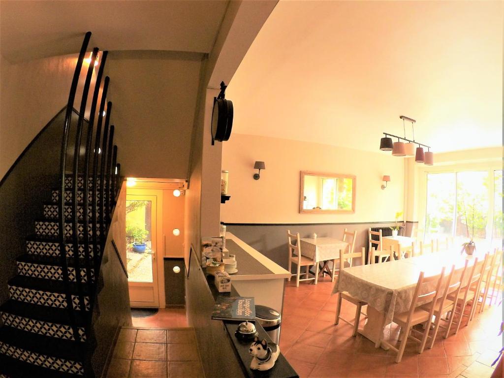 La Villa Carcassonne, Chambres d hôtes, B&B, face à la Cité Médiévale