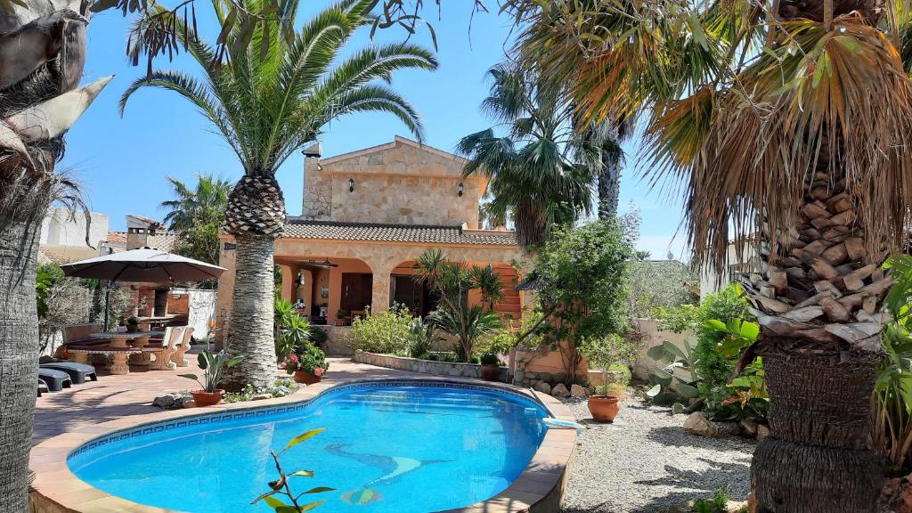 The swimming pool at or close to Riumar "Pedro", 270m to beach, private pool, On-Site-Service, dog beach