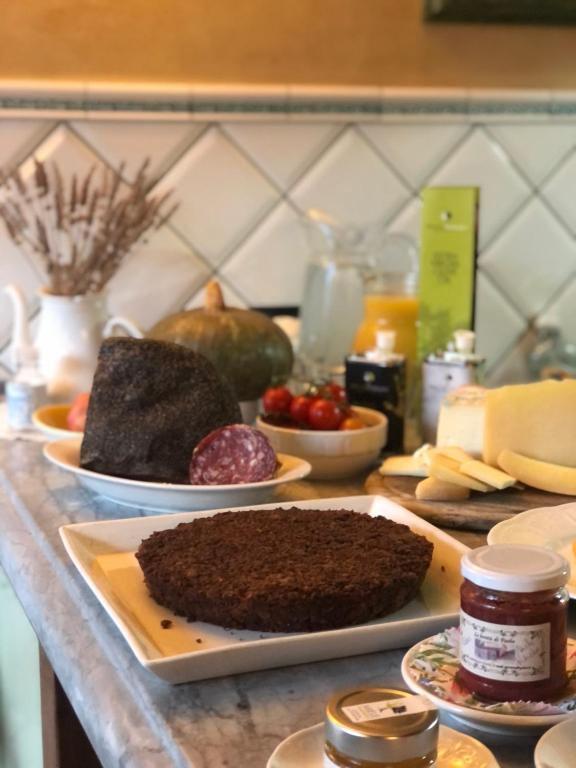 Jedlo v ubytovaní bed & breakfast alebo blízkom okolí