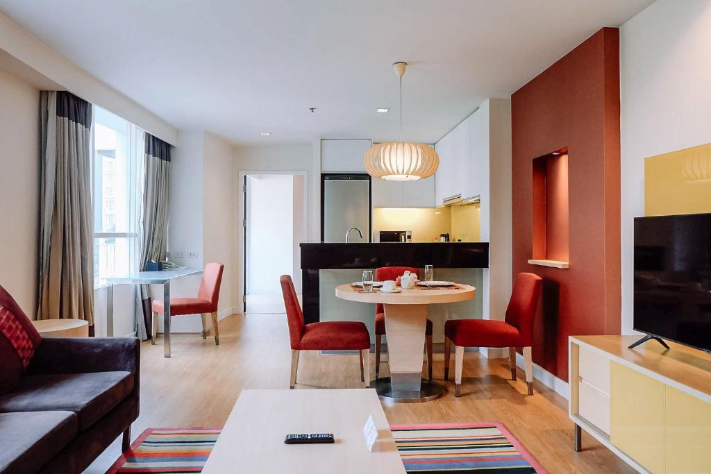 Posezení v ubytování Urbana Langsuan Hotel