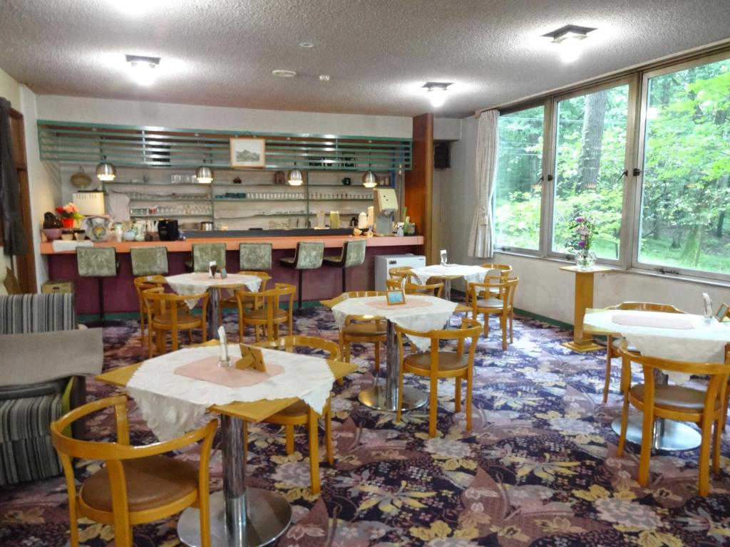 Restaurace v ubytování Kusatsu Skyland Hotel