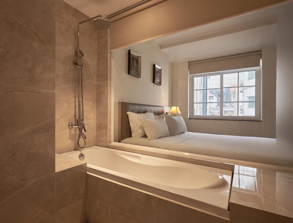 Phòng Đôi Luxury Nhìn ra cảnh Thành phố