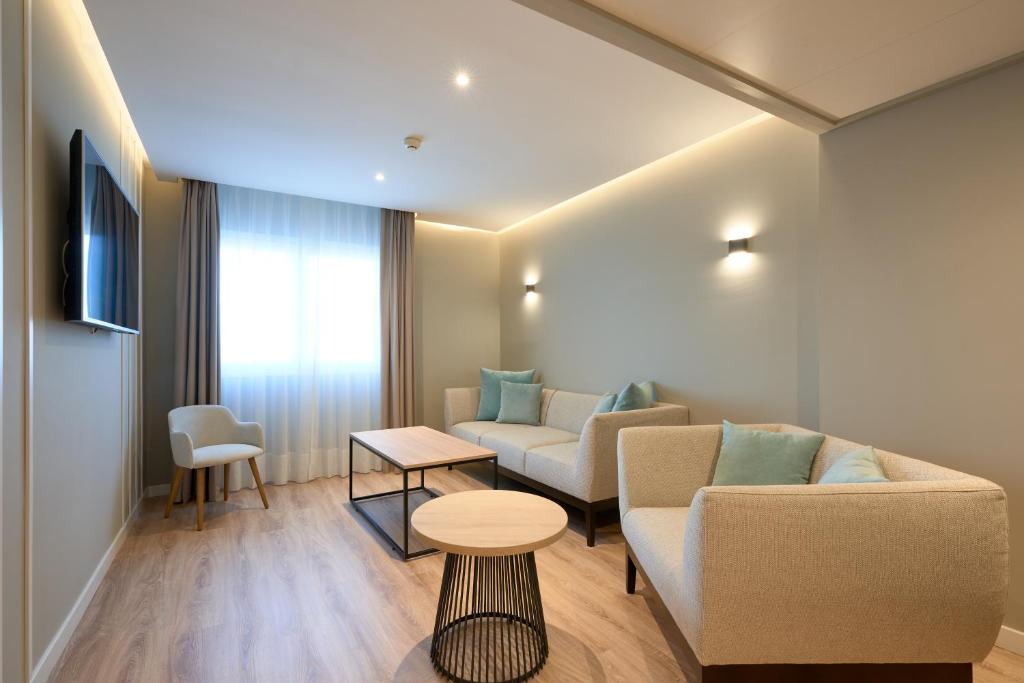 Monte Triana, Seville – Updated 2023 Prices