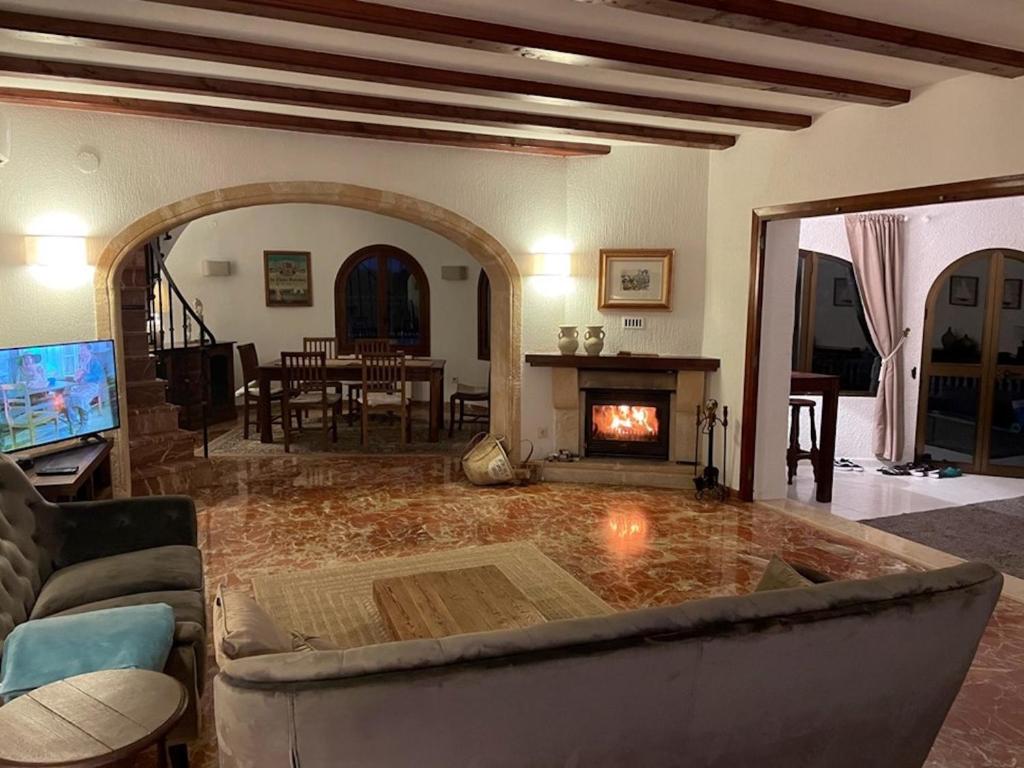 A television and/or entertainment centre at Casa Pera