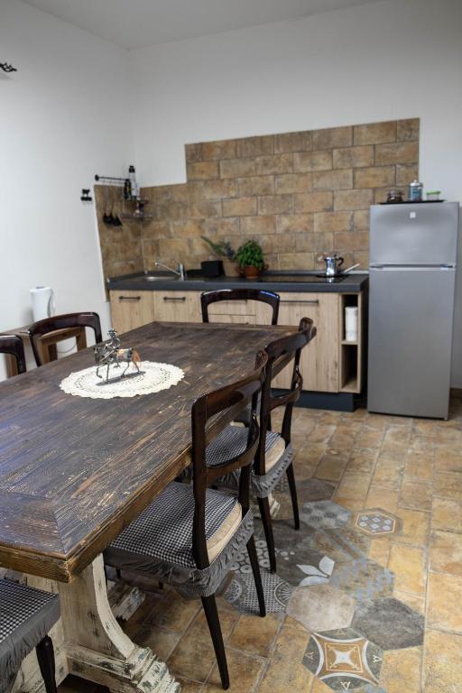 Kuchyň nebo kuchyňský kout v ubytování Suite le Scuderie a "le Moline" vita in fattoria