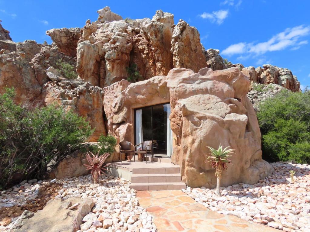 a home built into a rock formation at Kagga Kamma Nature Reserve in Lochlynne