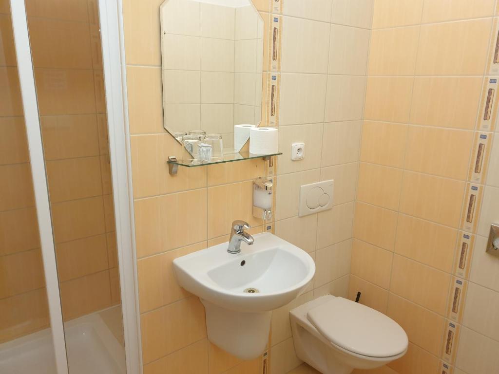 Koupelna v ubytování Hotel Strážnice