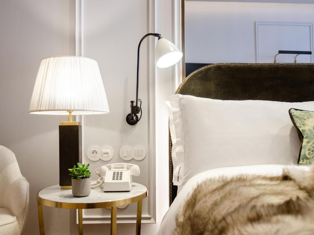 Browns Avenue Hotel - 9