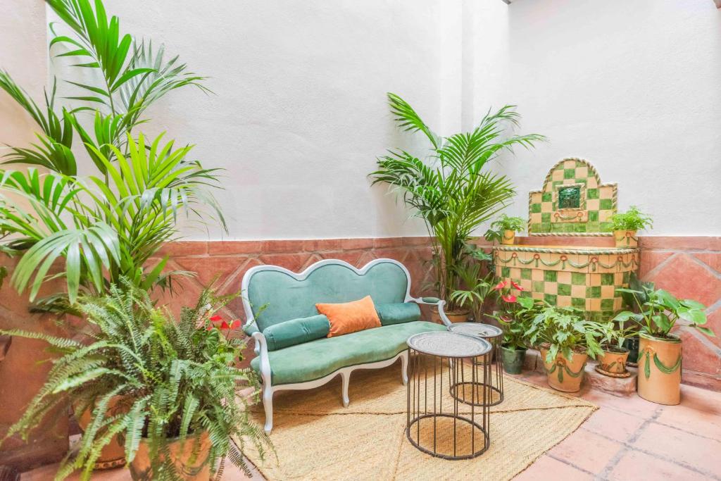 Część wypoczynkowa w obiekcie Penthouse & private rooftop in the heart of Malaga by REMS