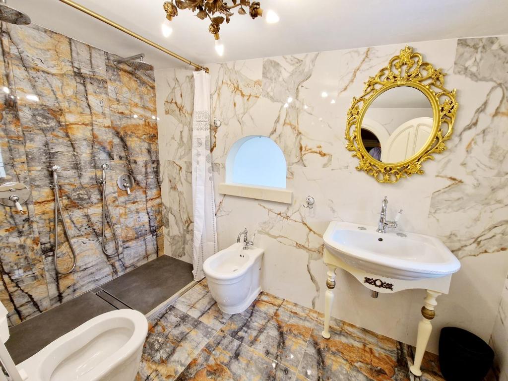 Kúpeľňa v ubytovaní Villa Full'House