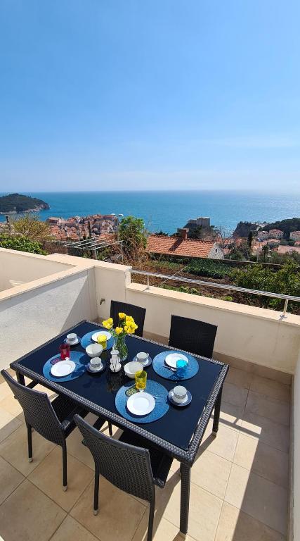 Cin&Co Central Apartments