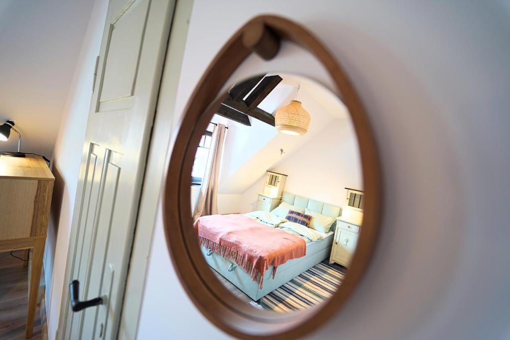 Posteľ alebo postele v izbe v ubytovaní Apartamenty EverySky Szklarska Poręba - 1 go Maja 13