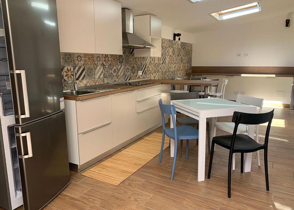 Kuchyňa alebo kuchynka v ubytovaní ComfortHouse Ladispoli
