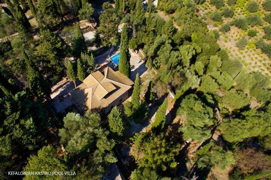 Letecký snímek ubytování Kefalonian Luxury Villas