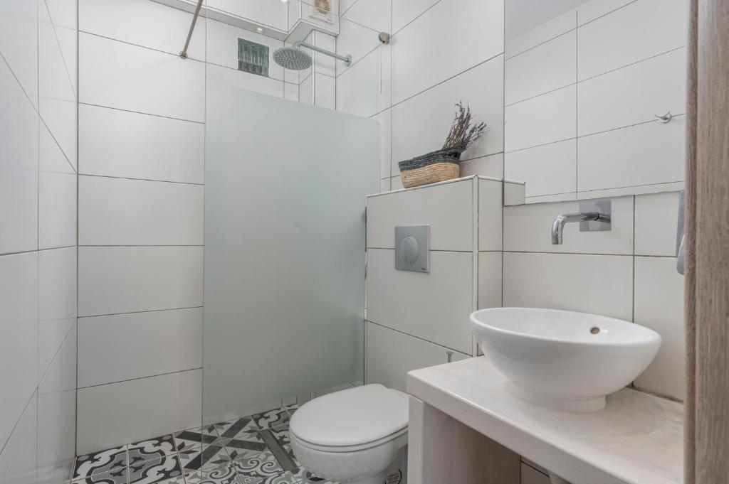 Adonis Luxury Village - 9