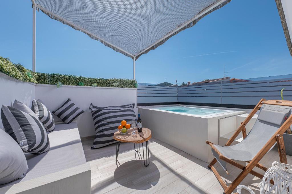 Adonis Luxury Village - 10