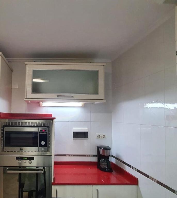 Kuchyňa alebo kuchynka v ubytovaní Apartamento Portugalete