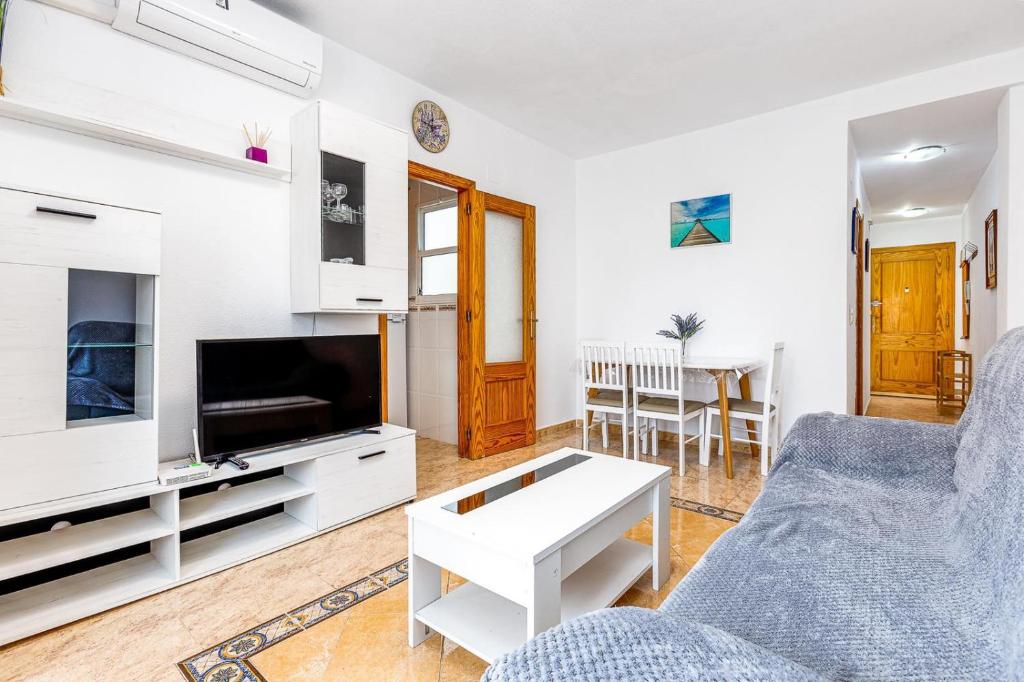 Сomfortable Apartament Caballero de Rodas, Torrevieja ...