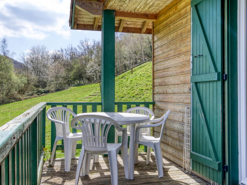 Vacancéole - Les Chalets de la Chazotte - Chalet De Deux Chambres