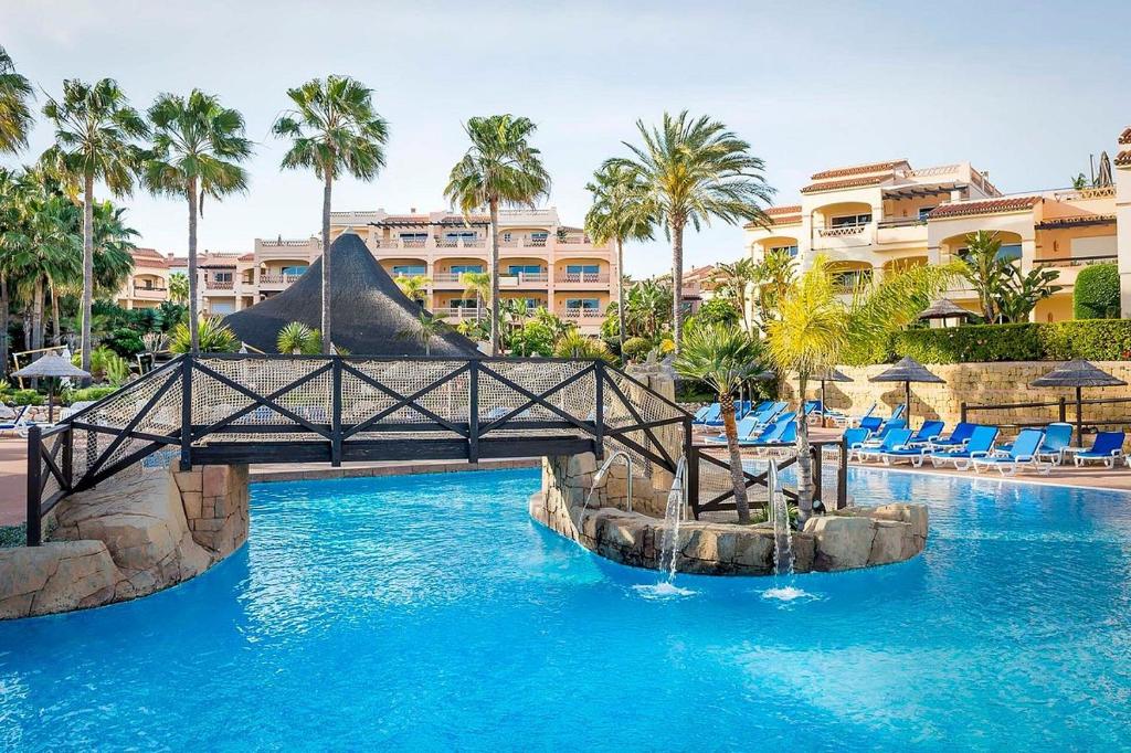 CLUB LA COSTA RESORTS MARINA DE SOL, Torremolinos ...
