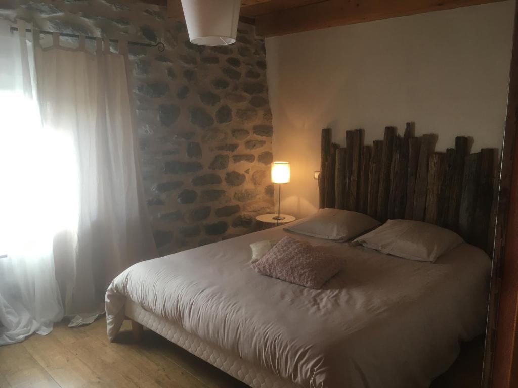 Postel nebo postele na pokoji v ubytování SUCHASSON EXCEPTIONNEL GITE DE 400 M2