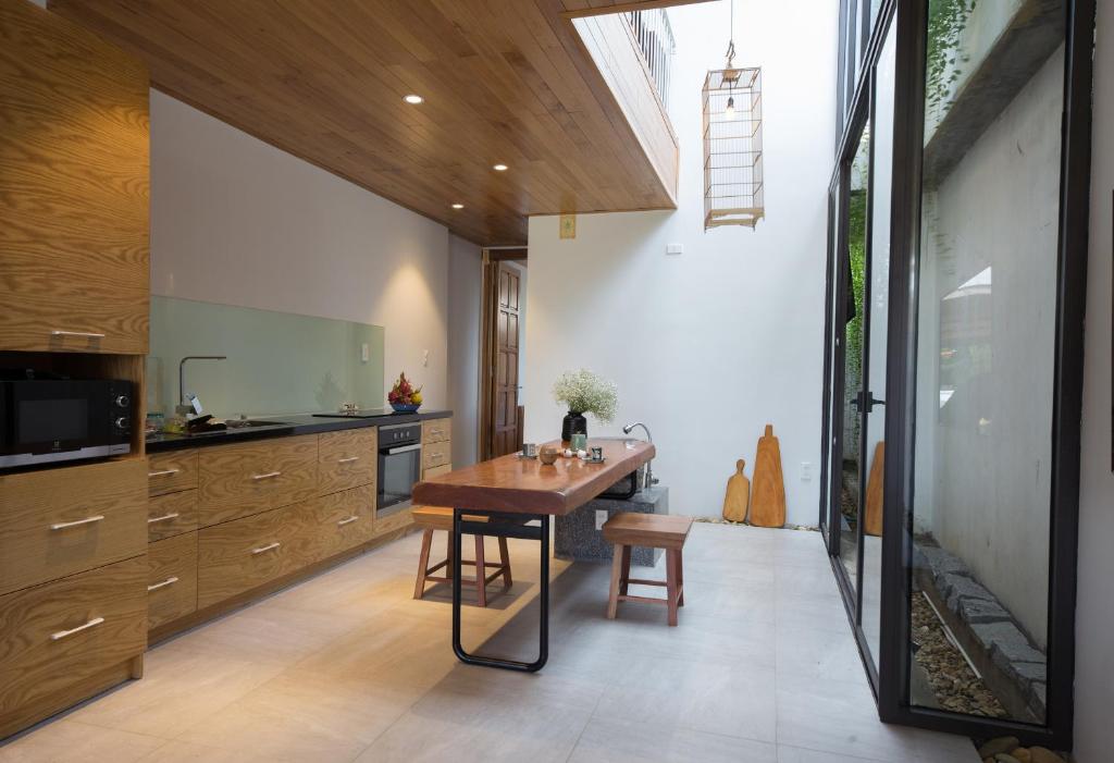 The Purple Hue Homestay - 14