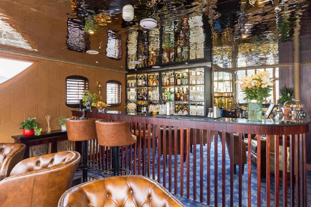 Ocean Mist Leithにあるレストランまたは飲食店