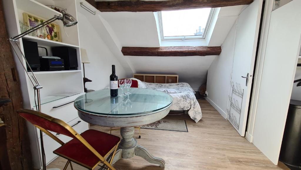 Appartement Cœur de Paris avec vue sur les toits - 7