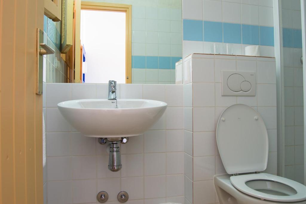 Koupelna v ubytování Hostal Mayans